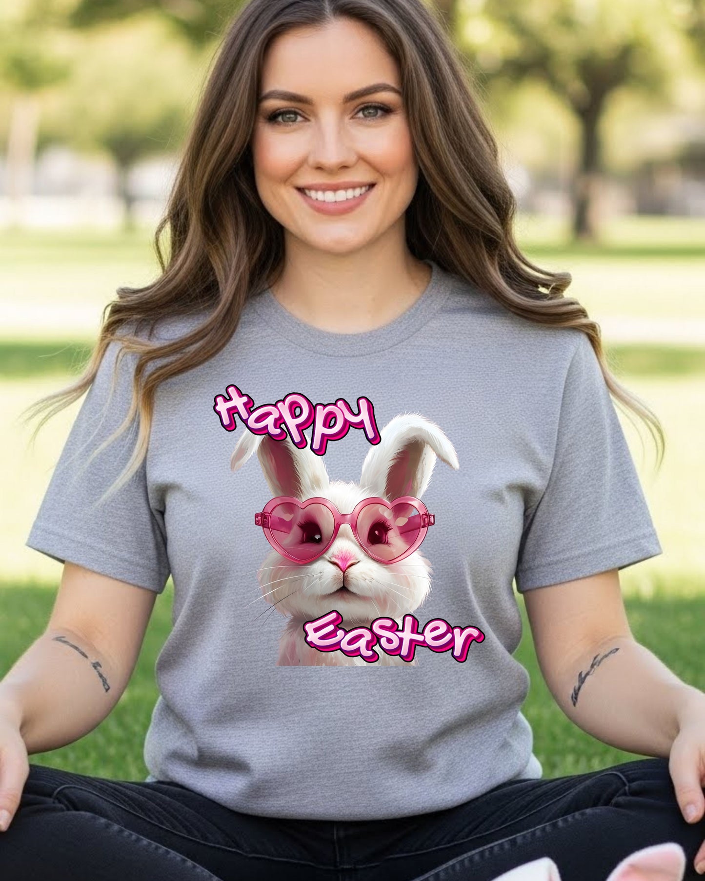 Happy Easter Bunny Shirt – Cute Bunny with Heart Sunglasses Tee for Women & Teens – Pastel Spring Graphic T‑Shirt, Fun Easter Outfit Idea