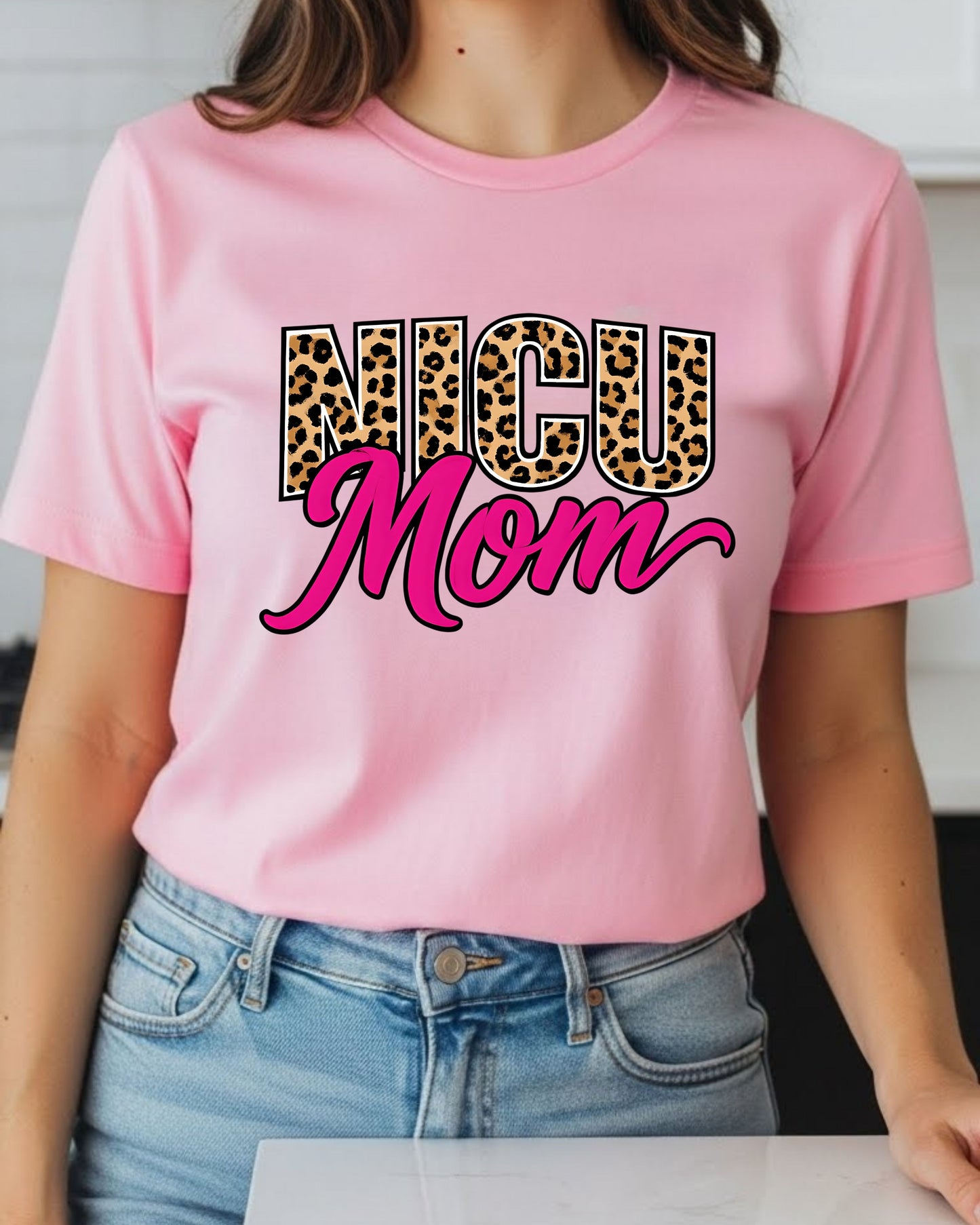 NICU Mom Shirt – Leopard Print NICU Mama Tee for Strong Mothers – Neonatal Nurse & Preemie Support T‑Shirt, Inspirational NICU Journey Top