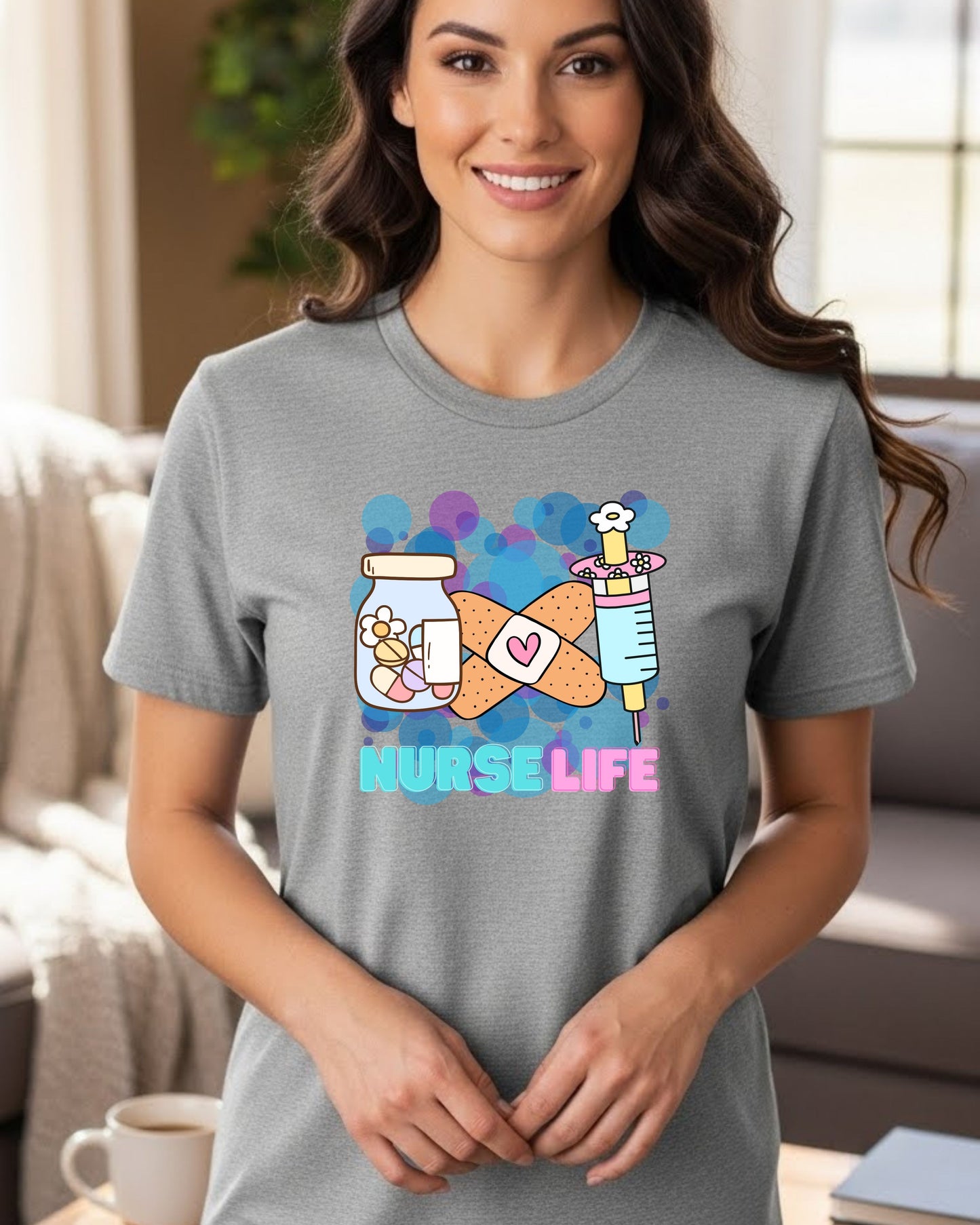 Nurse Life Shirt – Cute Medical Supplies Graphic Tee for Nurses – Syringe, Pill Bottle & Bandage Design, Healthcare Worker T‑Shirt, RN Gift Idea
