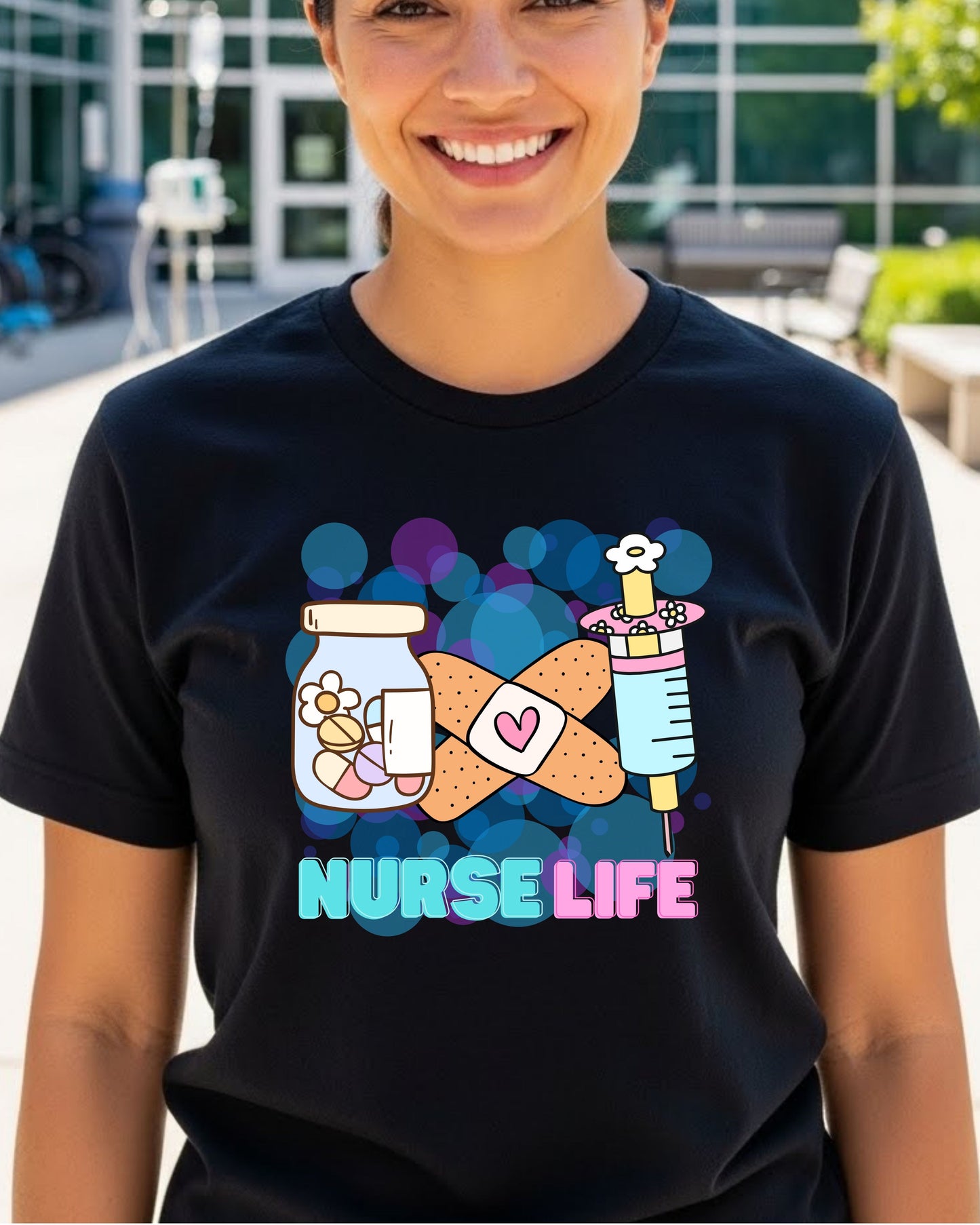 Nurse Life Shirt – Cute Medical Supplies Graphic Tee for Nurses – Syringe, Pill Bottle & Bandage Design, Healthcare Worker T‑Shirt, RN Gift Idea