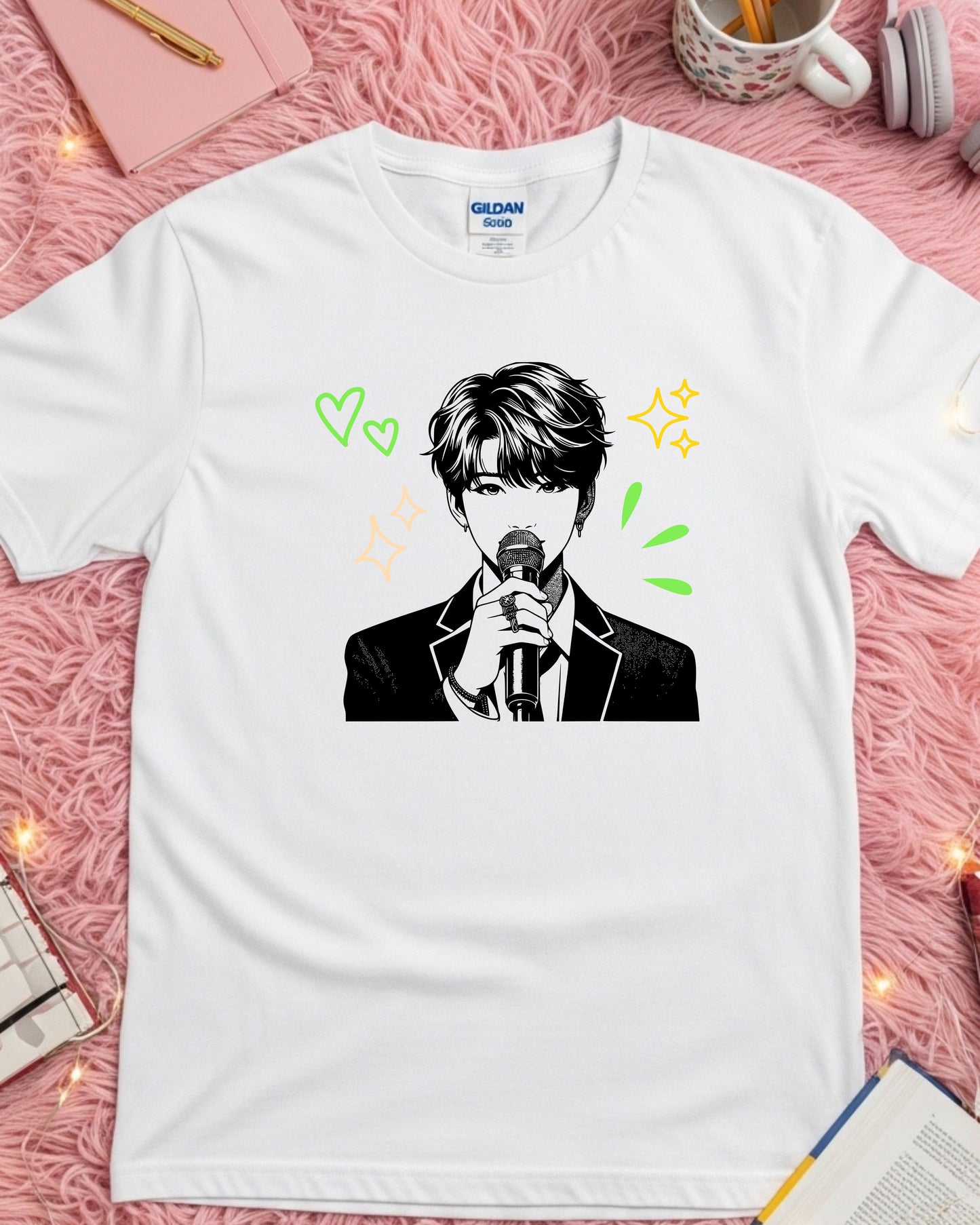 Singer Mic Line Art T‑Shirt – Stylish Performer Illustration with Hearts & Sparkles, Music Lover Concert Graphic