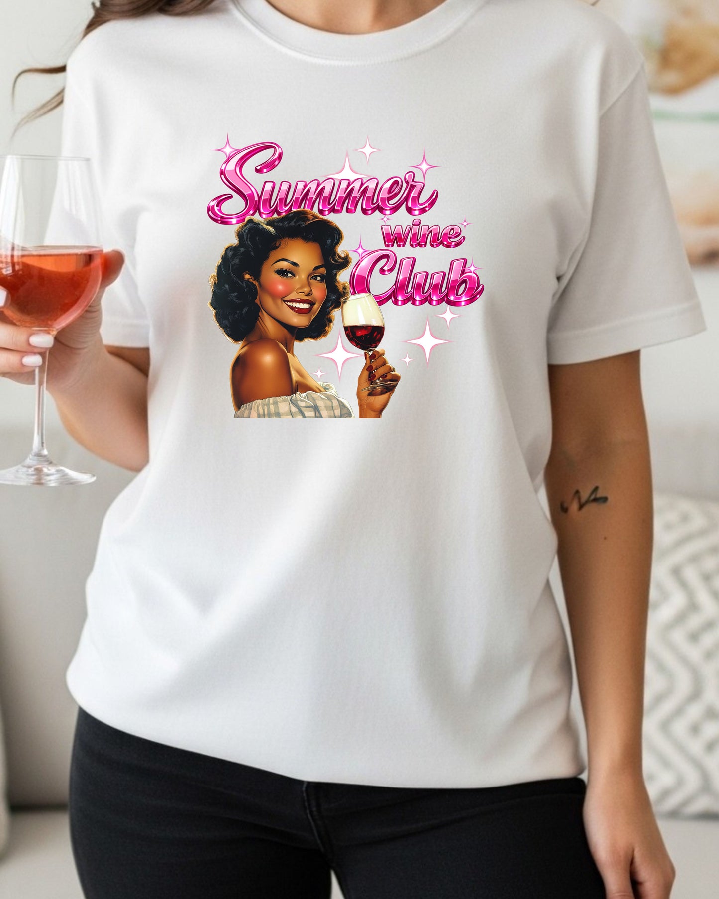 Summer Wine Club T‑Shirt – Retro Glam Woman with Wine Glass, Sparkly Pink Text, Fun Girls’ Night Graphic
