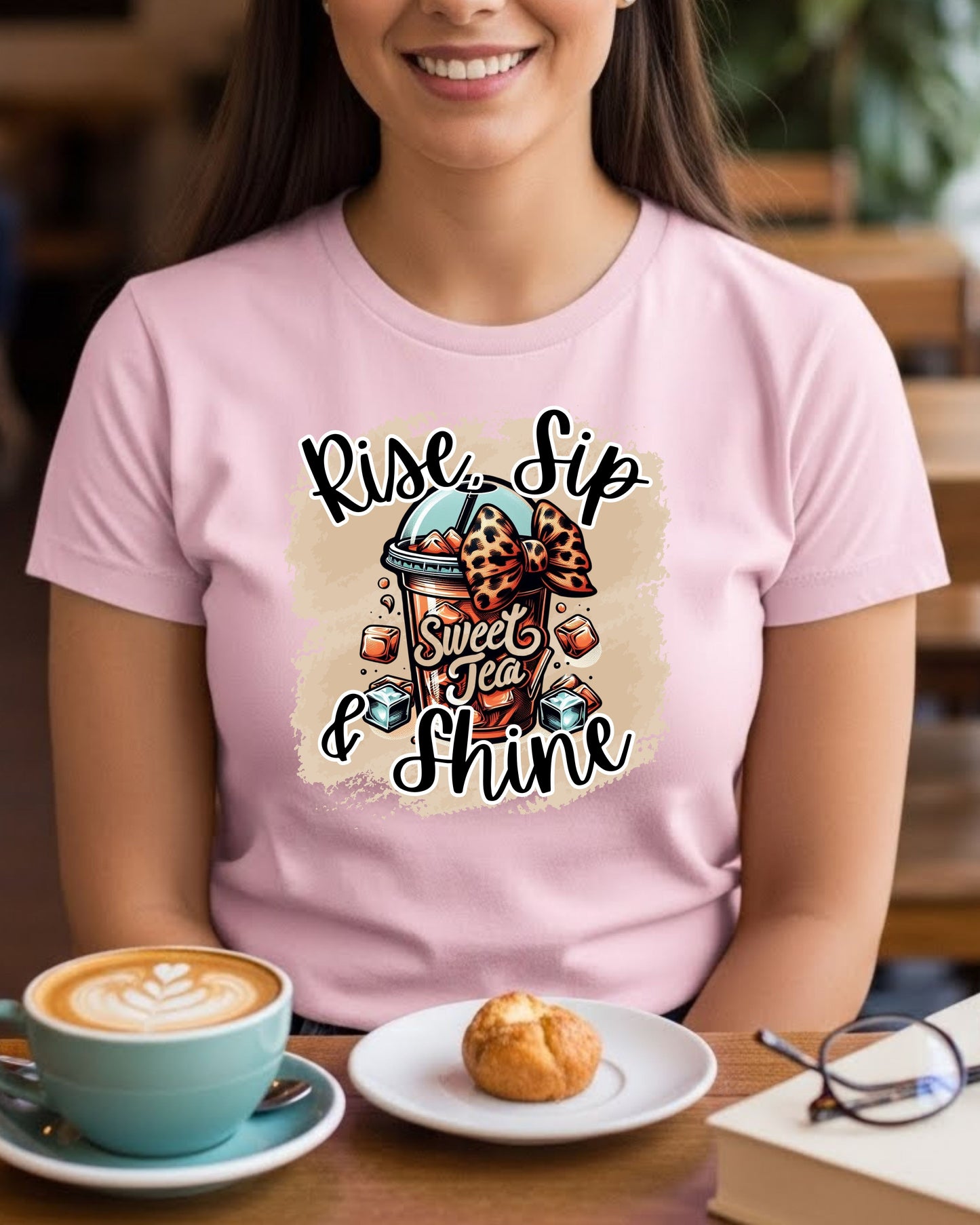 Rise Sip & Shine Sweet Tea Shirt – Cute Southern Sweet Tea Graphic Tee for Women – Leopard Bow Cup Design, Cozy Morning Aesthetic T‑Shirt