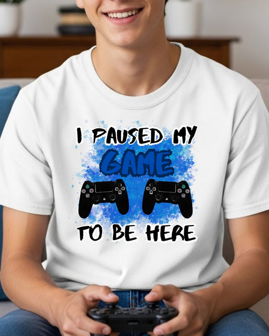 I Paused My Game to Be Here Shirt – Funny Gamer Tee for Men & Teens – Video Game Controller Graphic T‑Shirt, Gaming Humour Gift for Players