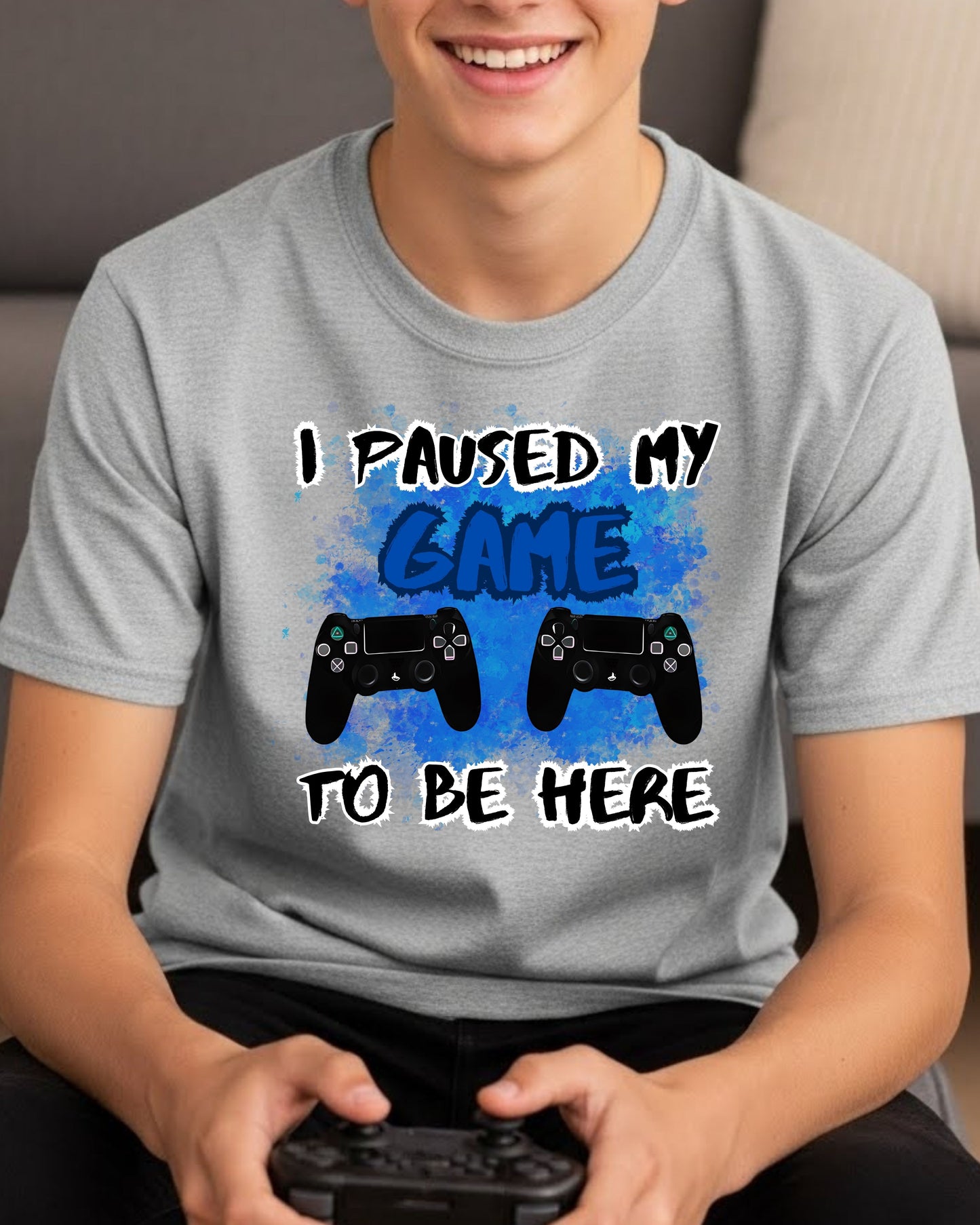I Paused My Game to Be Here Shirt – Funny Gamer Tee for Men & Teens – Video Game Controller Graphic T‑Shirt, Gaming Humour Gift for Players
