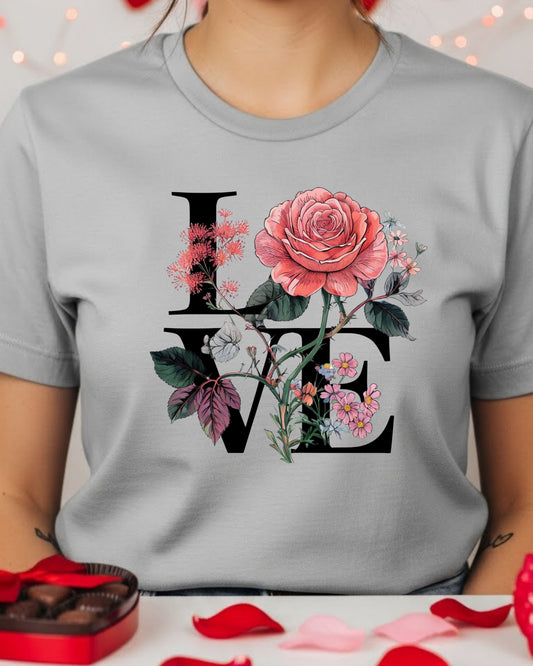 LOVE Floral Shirt – Romantic Flower Graphic Tee for Women – Cute Valentine’s Day T‑Shirt, Botanical Love Design, Aesthetic Spring Top