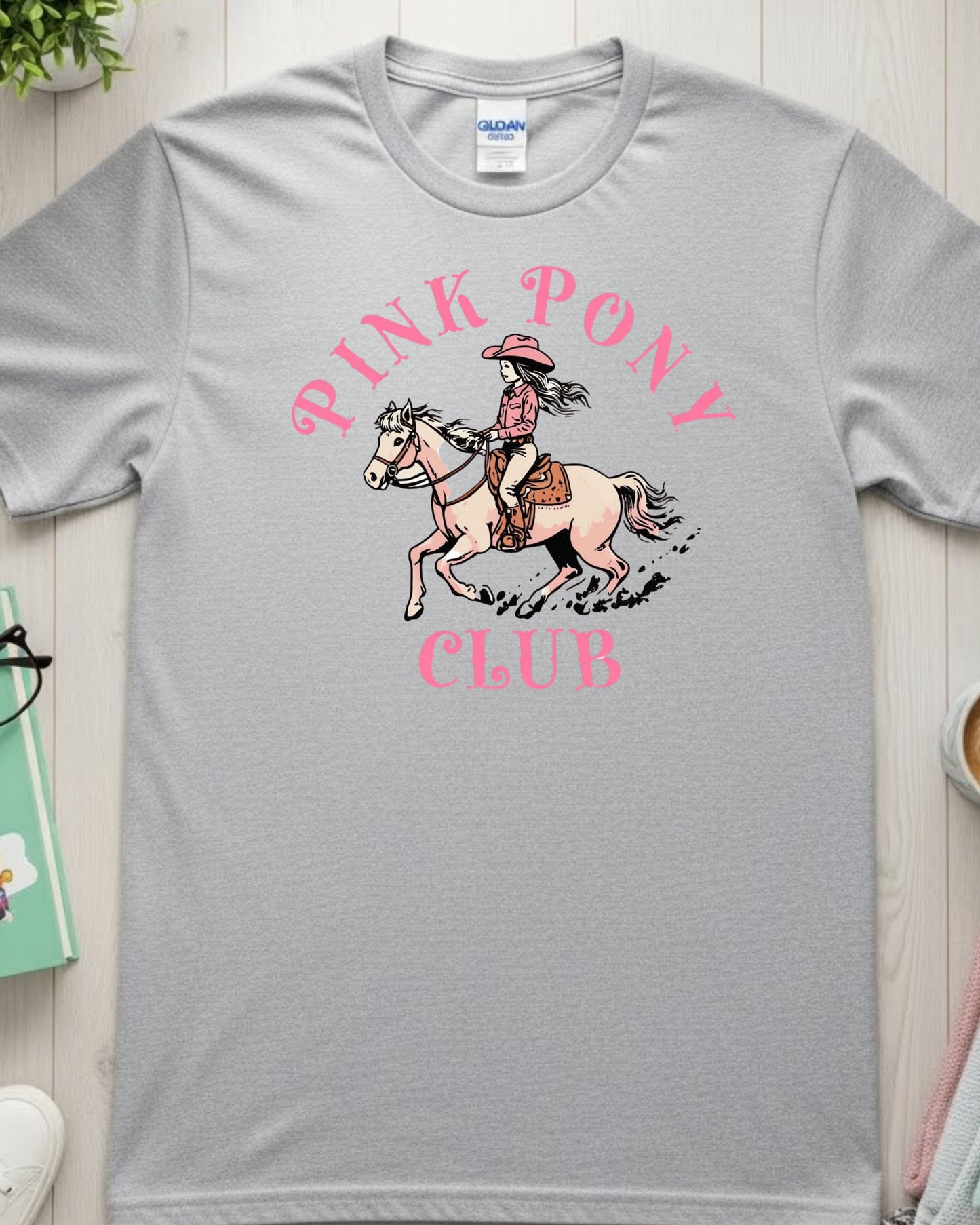 Pink Pony Club Shirt – Cute Cowgirl Pony Graphic Tee for Women & Teens – Western Aesthetic T‑Shirt, Yeehaw Cowgirl Core Top, Trendy Pink Horse Design