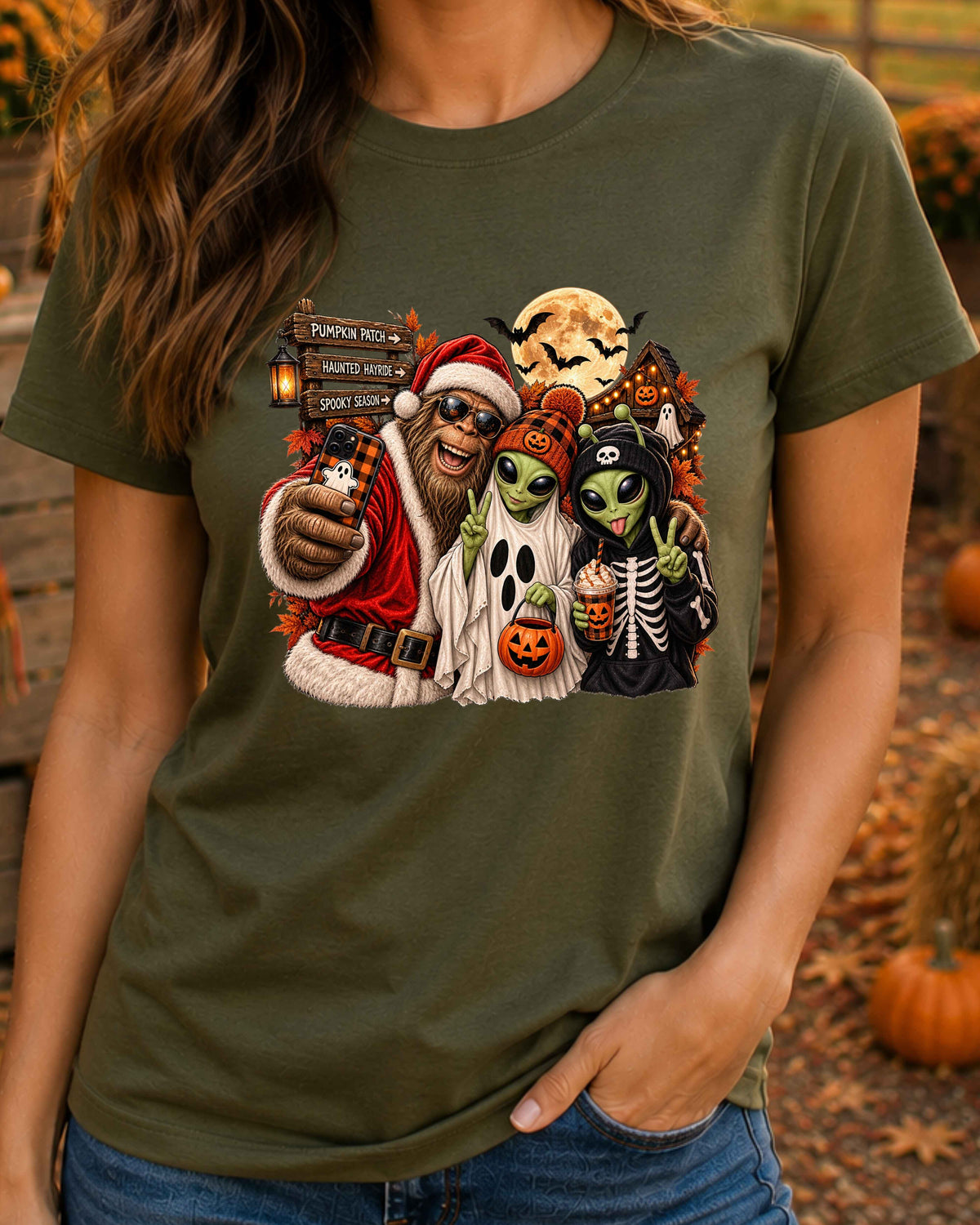 Alien, Bigfoot, Funny Sasquatch Ghost Pumpkin Autumn T-Shirt